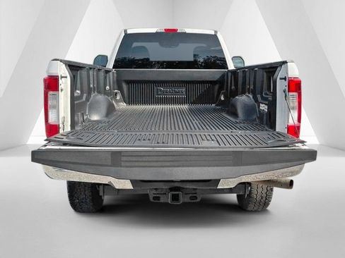 Used 2019 Ford F350 XL w/ STX Appearance Package AWD/4WD image 7