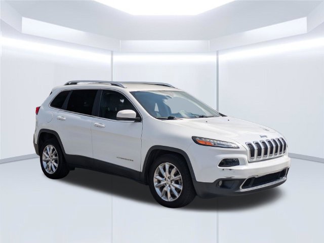 Used 2017 Jeep Cherokee Limited FWD image 8