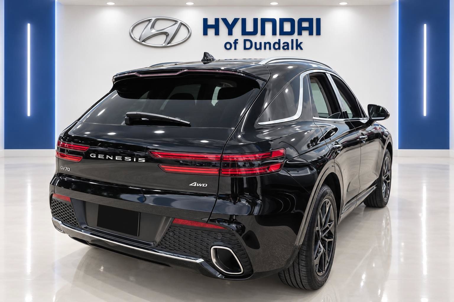 Used 2024 Genesis GV70 2.5T AWD/4WD image 2