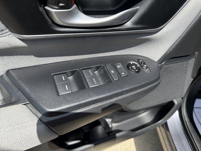 Used 2017 Honda CR-V EX image 16