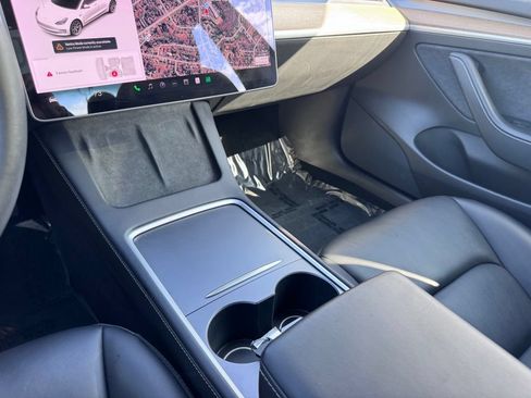 Used 2021 Tesla Model 3 Standard Range Plus RWD image 29