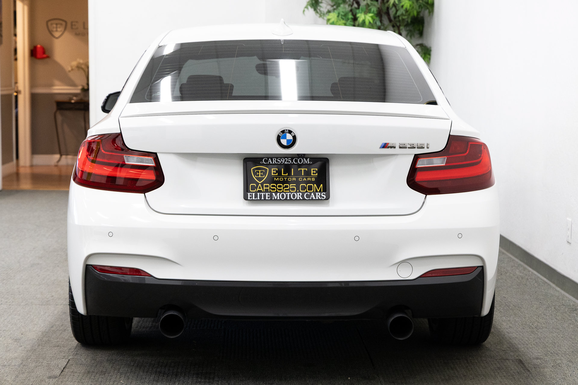 Used 2016 BMW M235i Coupe RWD image 4