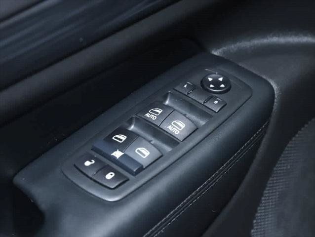 Certified 2020 Jeep Grand Cherokee Laredo AWD/4WD image 16