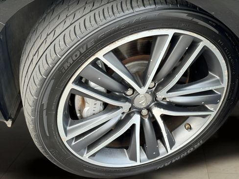 Used 2014 INFINITI Q50 w/ Deluxe Touring Package RWD image 39