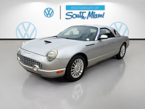 Used 2004 Ford Thunderbird image 3