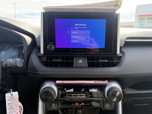 Used 2025 Toyota RAV4 LE image 29