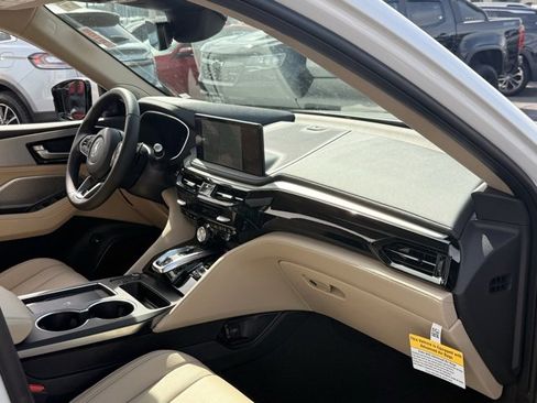 New 2026 Acura MDX SH-AWD image 25