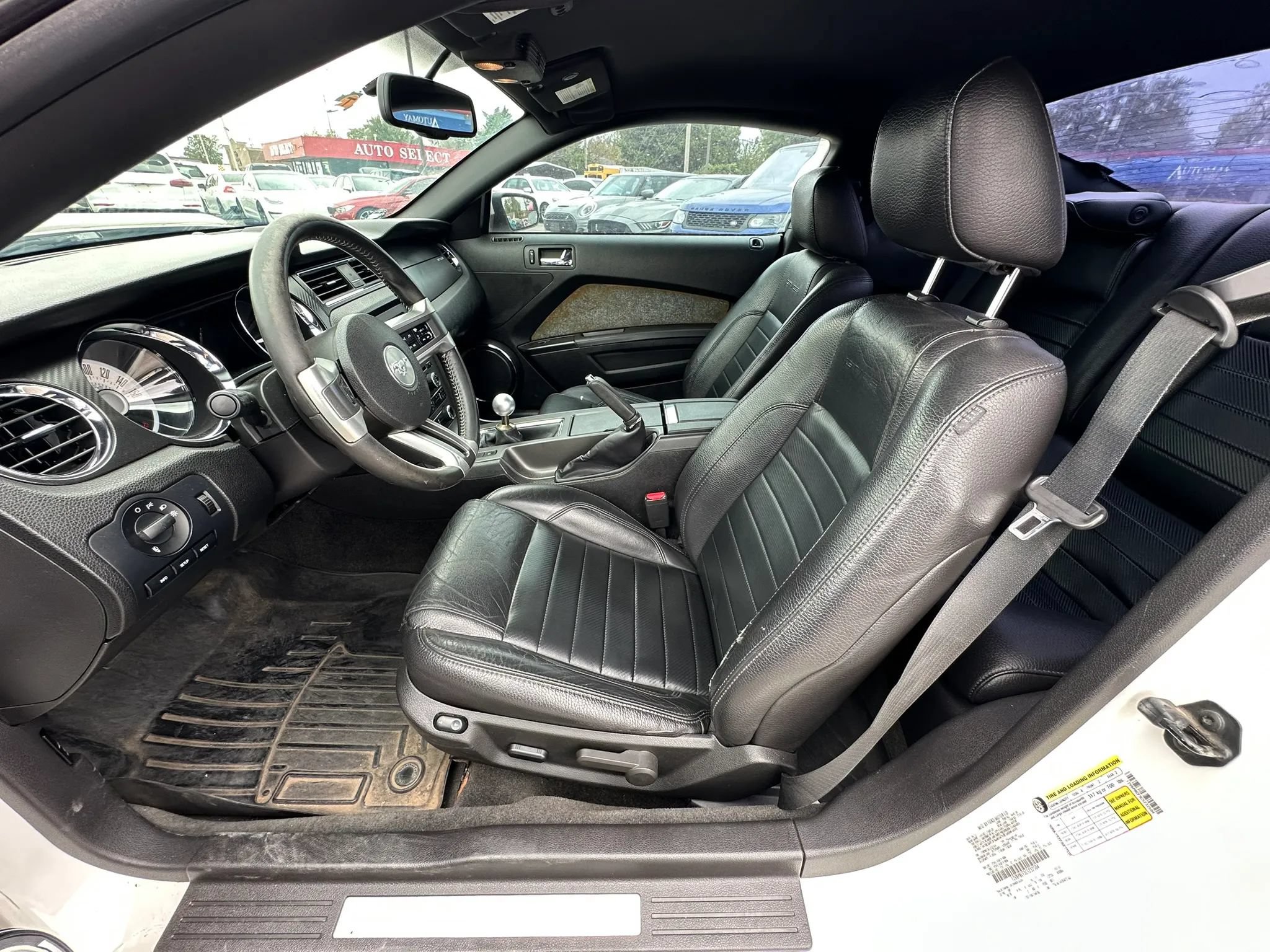 Used 2012 Ford Mustang GT Premium RWD image 9