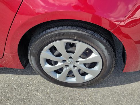 Used 2022 Toyota Corolla LE image 26