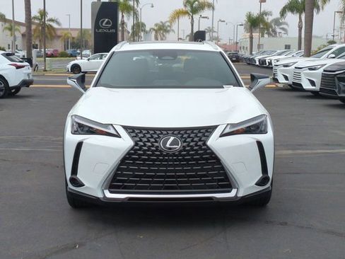 New 2026 Lexus UX 300h FWD image 2