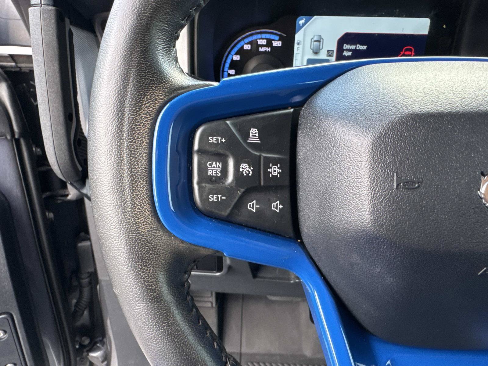 Used 2023 Ford Bronco Outer Banks AWD/4WD image 30