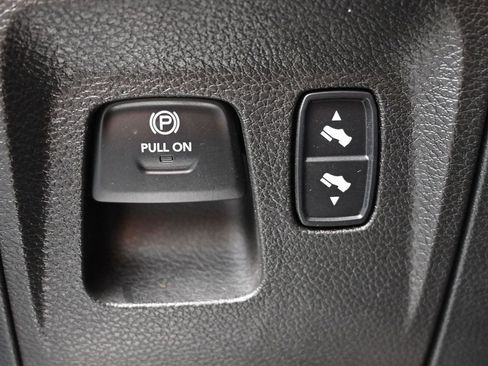 Used 2022 RAM 1500 Laramie image 23