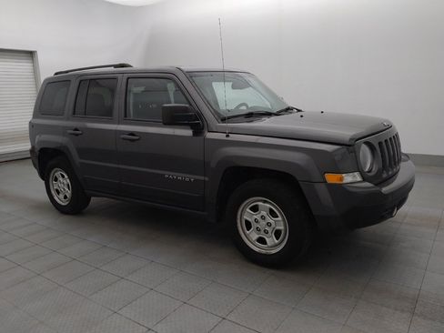 Used 2016 Jeep Patriot Sport w/ Power Value Group image 11