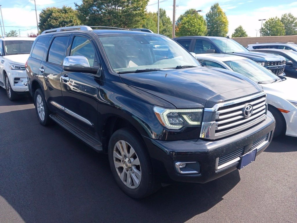 Used 2019 Toyota Sequoia Platinum AWD/4WD image 2