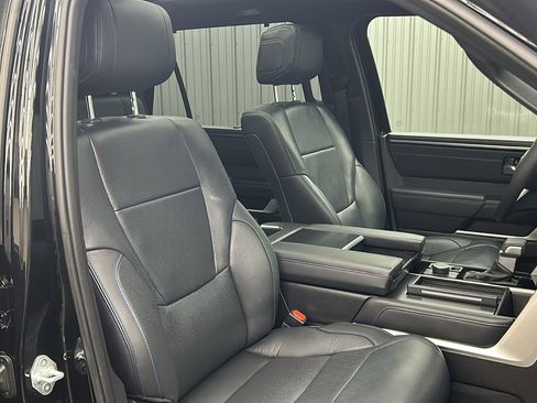 Used 2025 Toyota Sequoia Limited image 39