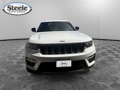 Used 2023 Jeep Grand Cherokee Limited image 8