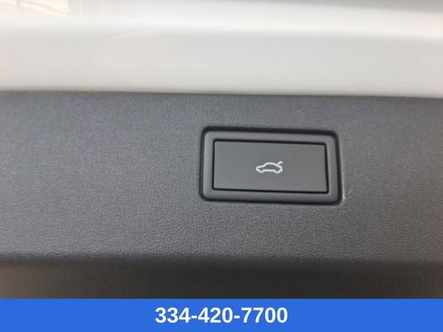 New 2025 Volkswagen Tiguan SE AWD/4WD image 21