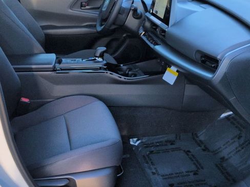 Certified 2026 Toyota Prius LE image 29