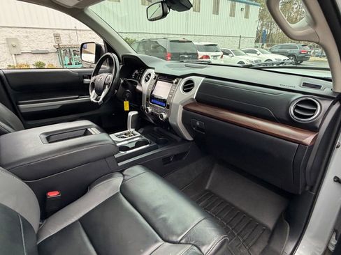 Used 2018 Toyota Tundra Limited w/ Limited Premium Package AWD/4WD image 36