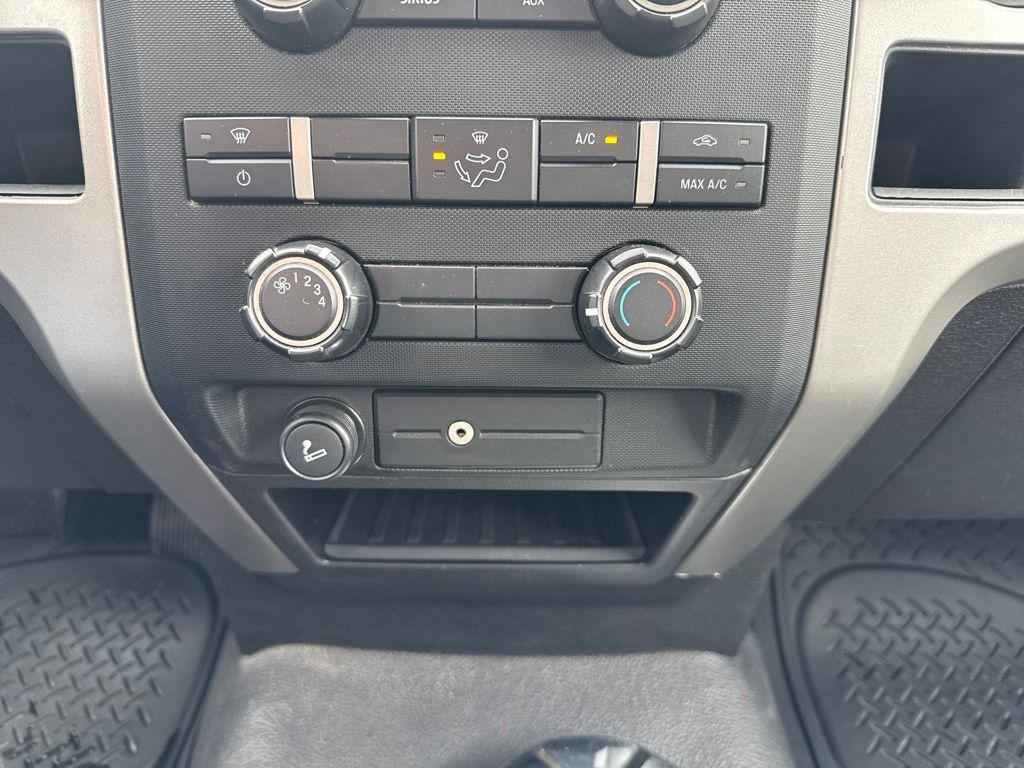 Used 2012 Ford F150 XLT AWD/4WD image 14