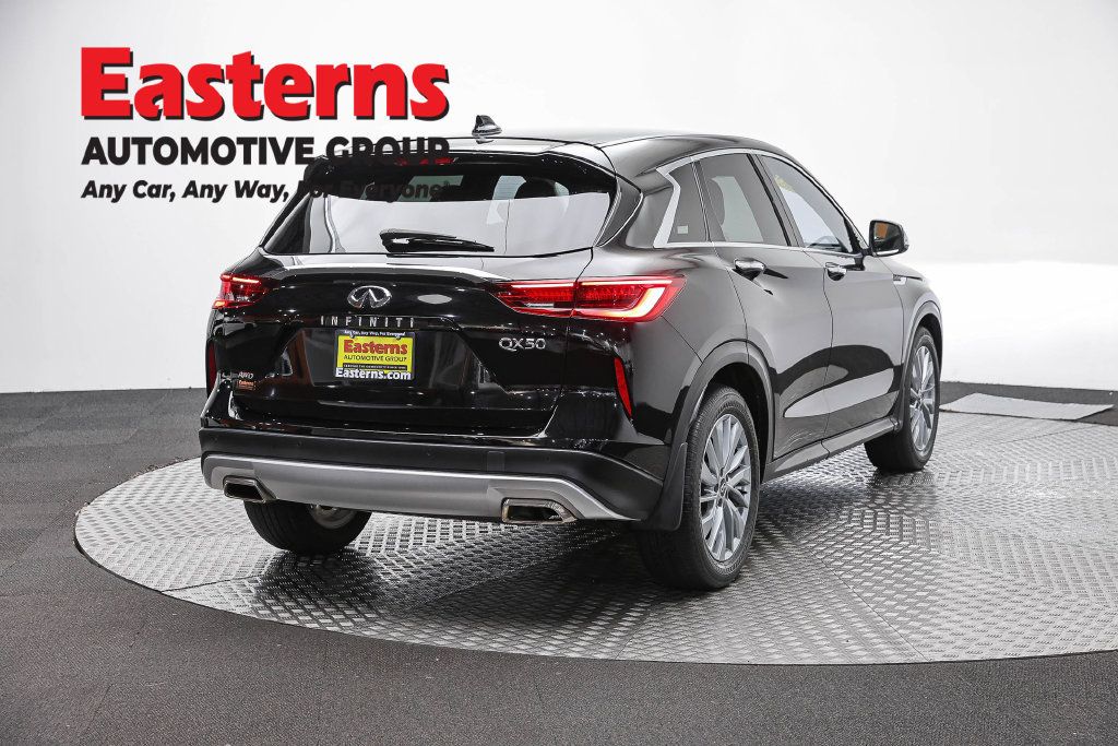 Used 2023 INFINITI QX50 Pure AWD/4WD image 7