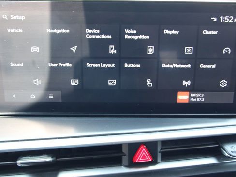Used 2024 Kia Sorento S w/ Panoramic Sunroof Package AWD/4WD image 37
