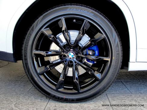 Used 2019 BMW X4 M40i w/ Premium Package image 19