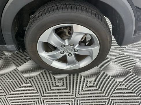 Used 2019 Honda HR-V LX image 15