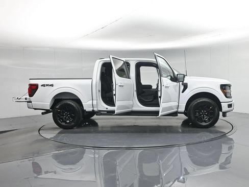 New 2026 Ford F150 XLT w/ Equipment Group 302A MID AWD/4WD image 4