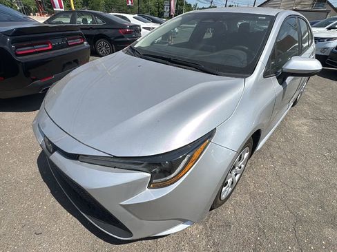 Used 2023 Toyota Corolla LE FWD image 1