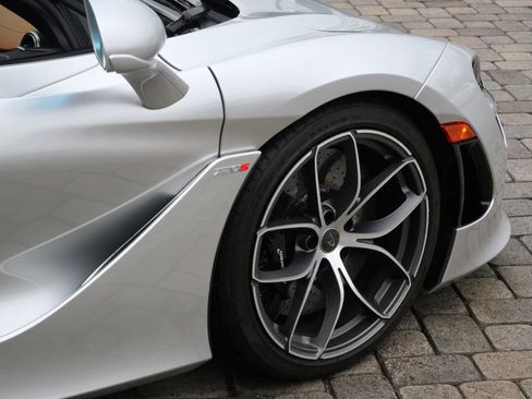 Used 2020 McLaren 720S Luxury image 21