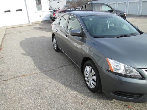 Used 2015 Nissan Sentra S image 5