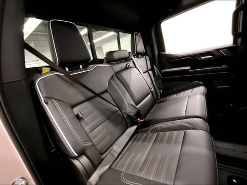 Used 2026 GMC Sierra 1500 AT4X AWD/4WD image 27
