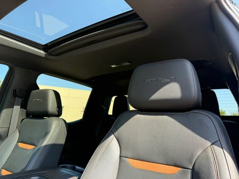 Used 2019 GMC Sierra 1500 AT4 w/ AT4 Premium Package AWD/4WD image 10