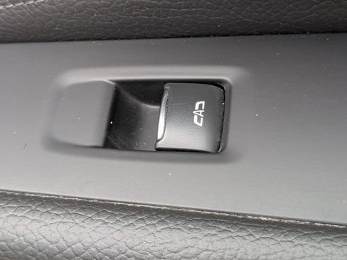 Used 2023 GMC Yukon Denali AWD/4WD image 36