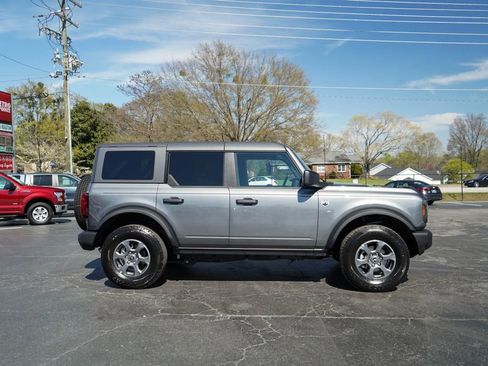 Used 2025 Ford Bronco Big Bend image 2