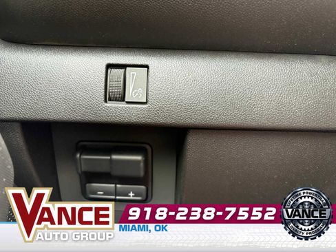 Used 2025 Chevrolet Colorado Trail Boss image 30