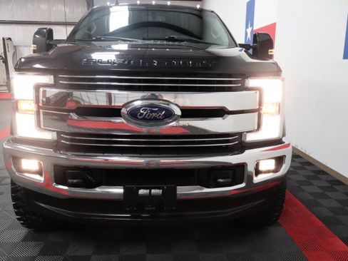 Used 2019 Ford F350 Lariat w/ Lariat Value Package AWD/4WD image 21