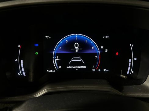 Used 2026 Toyota Corolla Cross LE FWD image 15
