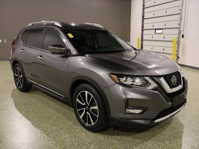 Used 2019 Nissan Rogue SL w/ Premium Package