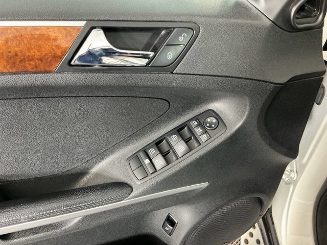 Used 2008 Mercedes-Benz ML 350 4MATIC image 13