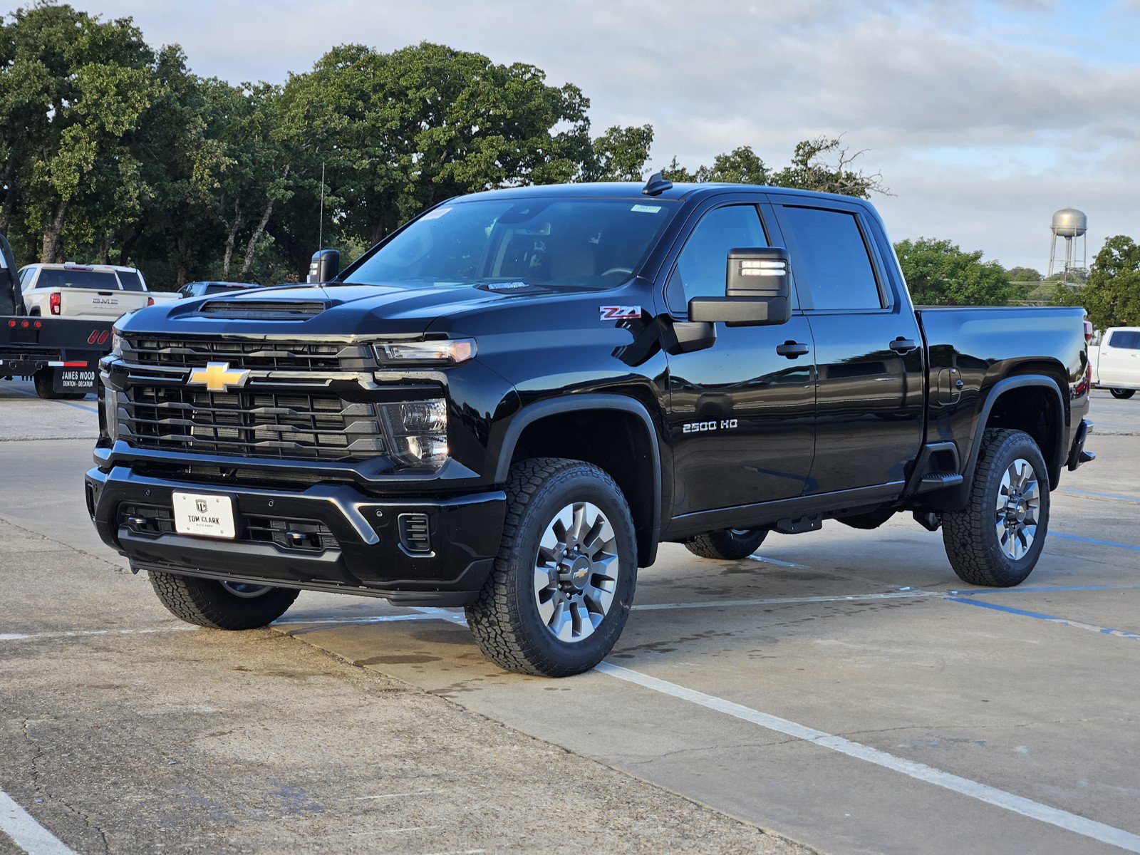New 2026 Chevrolet Silverado 2500 Custom w/ Custom Value Package AWD/4WD image 2