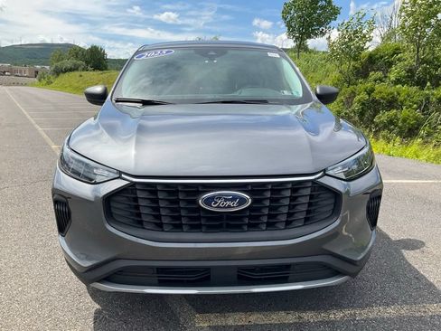 Used 2025 Ford Escape Active AWD/4WD image 27