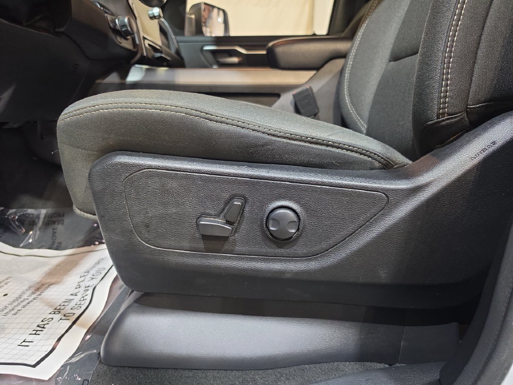 Used 2024 RAM 1500 Big Horn AWD/4WD image 14