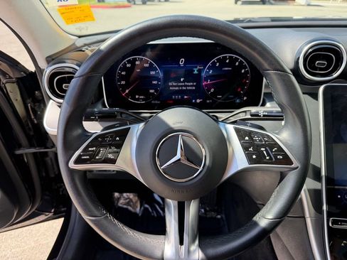 Used 2025 Mercedes-Benz C 300 Sedan image 18