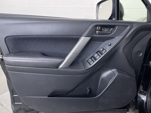 Used 2018 Subaru Forester 2.5i AWD/4WD image 10