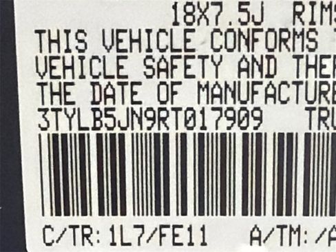 Used 2024 Toyota Tacoma TRD Sport w/ TRD Sport Upgrade Package image 33