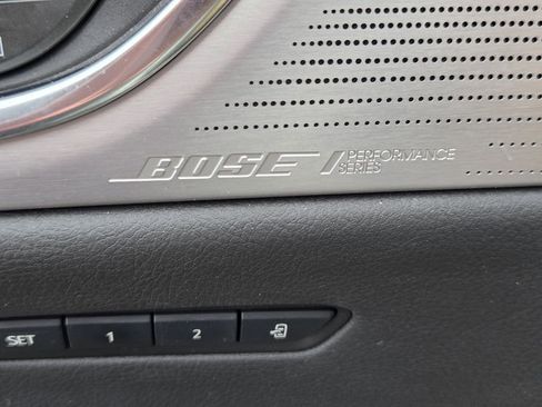 Used 2022 Cadillac XT6 Premium Luxury w/ Platinum Package image 10