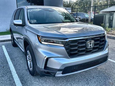Used 2023 Honda Pilot EX-L image 11