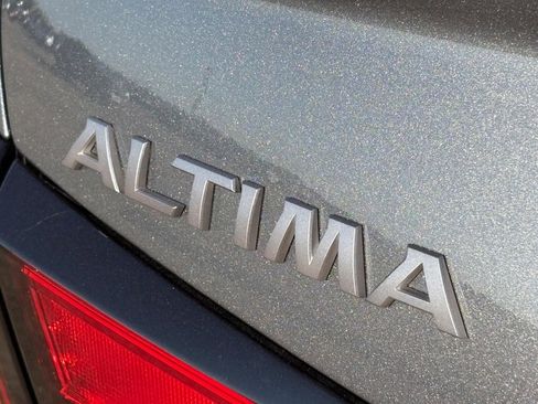 New 2025 Nissan Altima 2.5 SL image 11